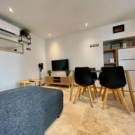 Le Saint-jean - Coeur De La Cite Medievale