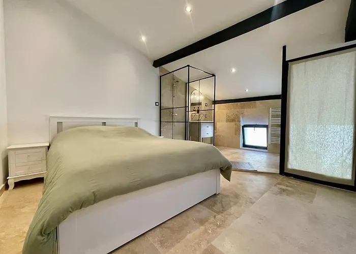 Le Saint-jean - Cœur De La Cité Médiévale